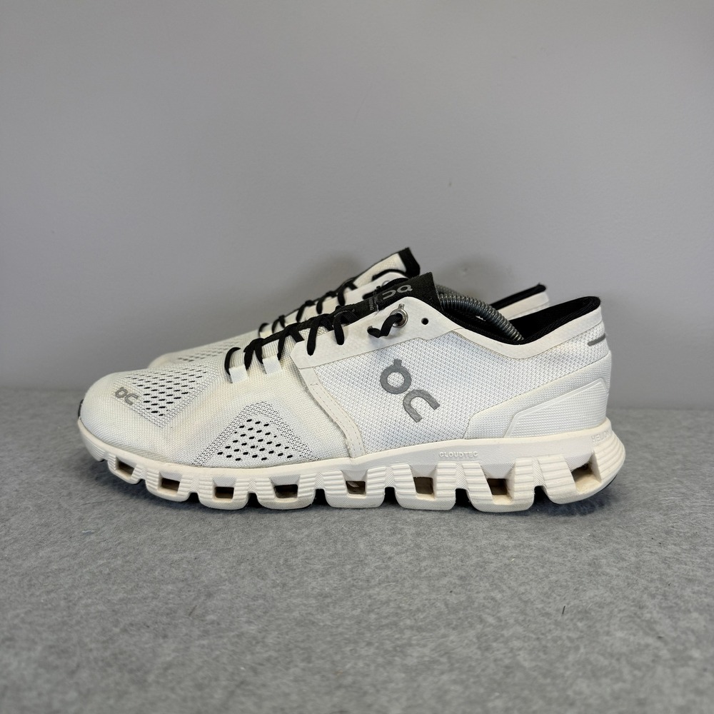 On Running Cloud X Womens Shoes Size 9.5 White Black Low Top Athletic Sneakers
